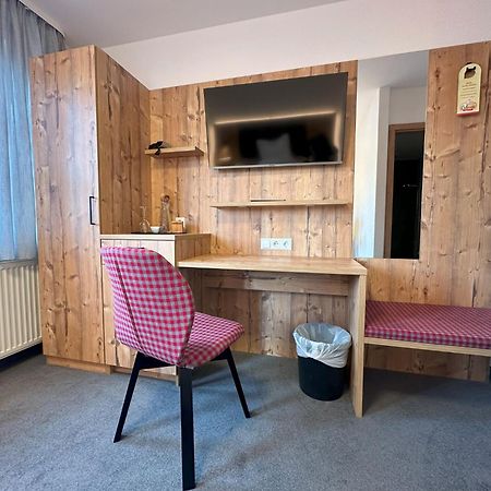 Hotel Ochsen Ammerbuch Екстериор снимка