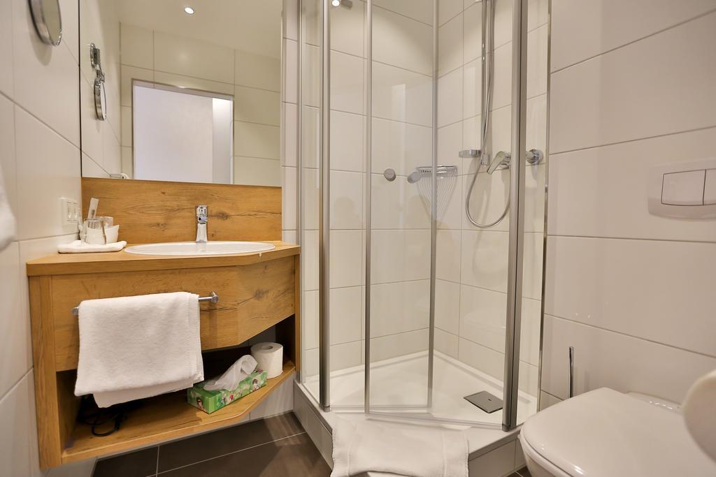 Hotel Ochsen Ammerbuch Стая снимка