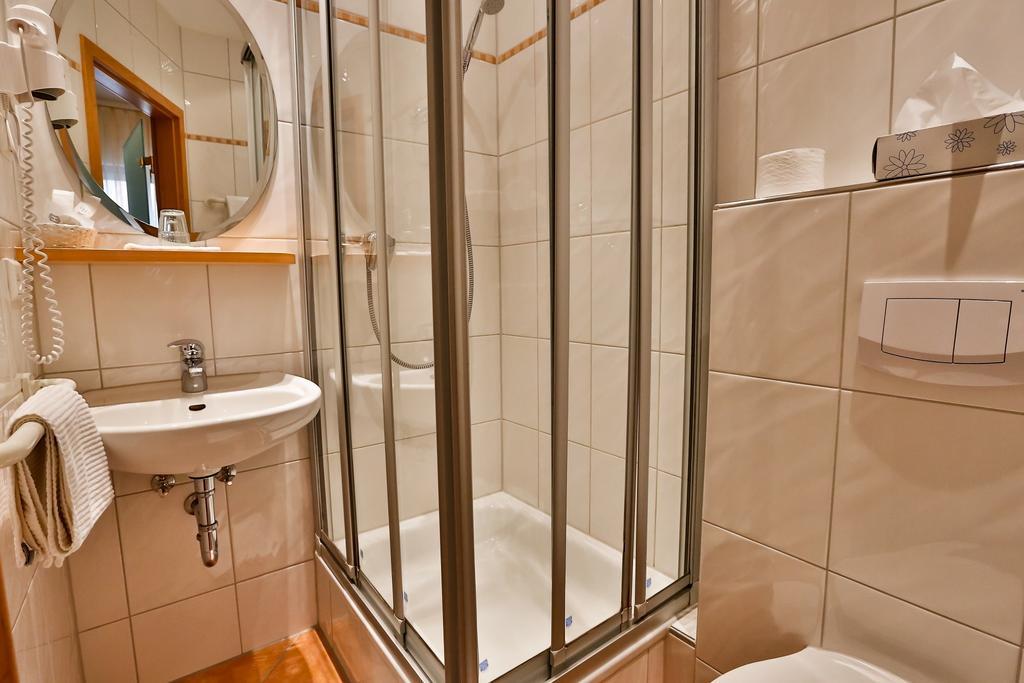 Hotel Ochsen Ammerbuch Стая снимка
