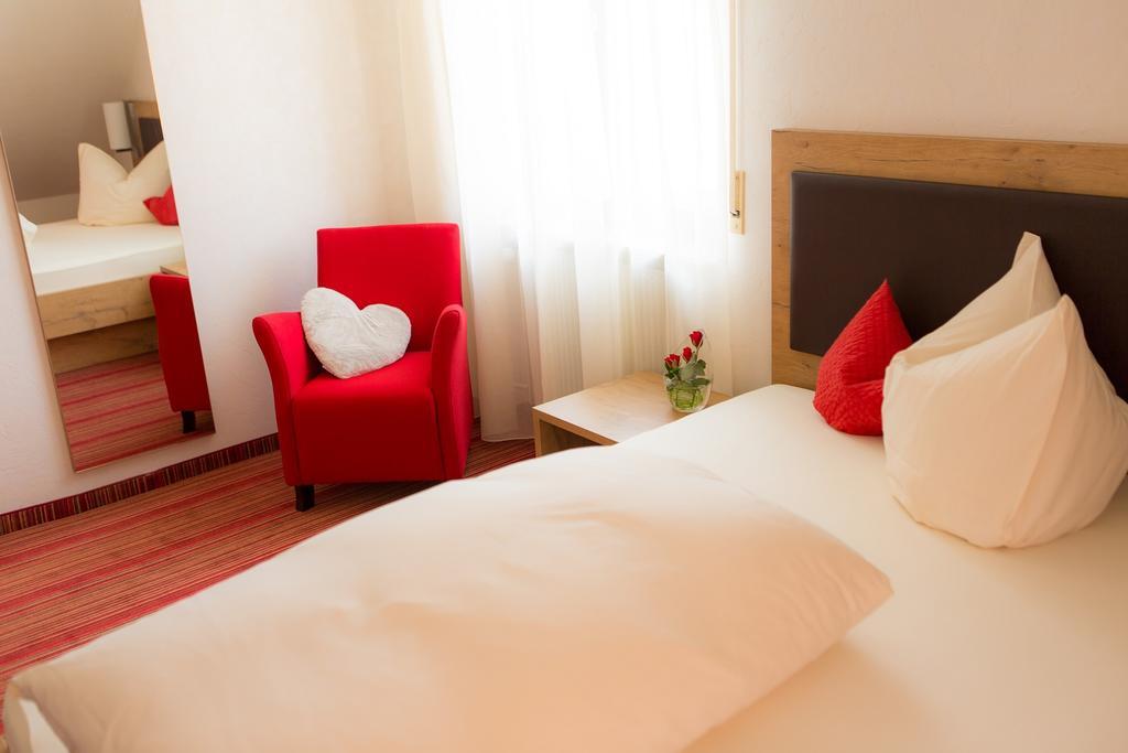 Hotel Ochsen Ammerbuch Стая снимка