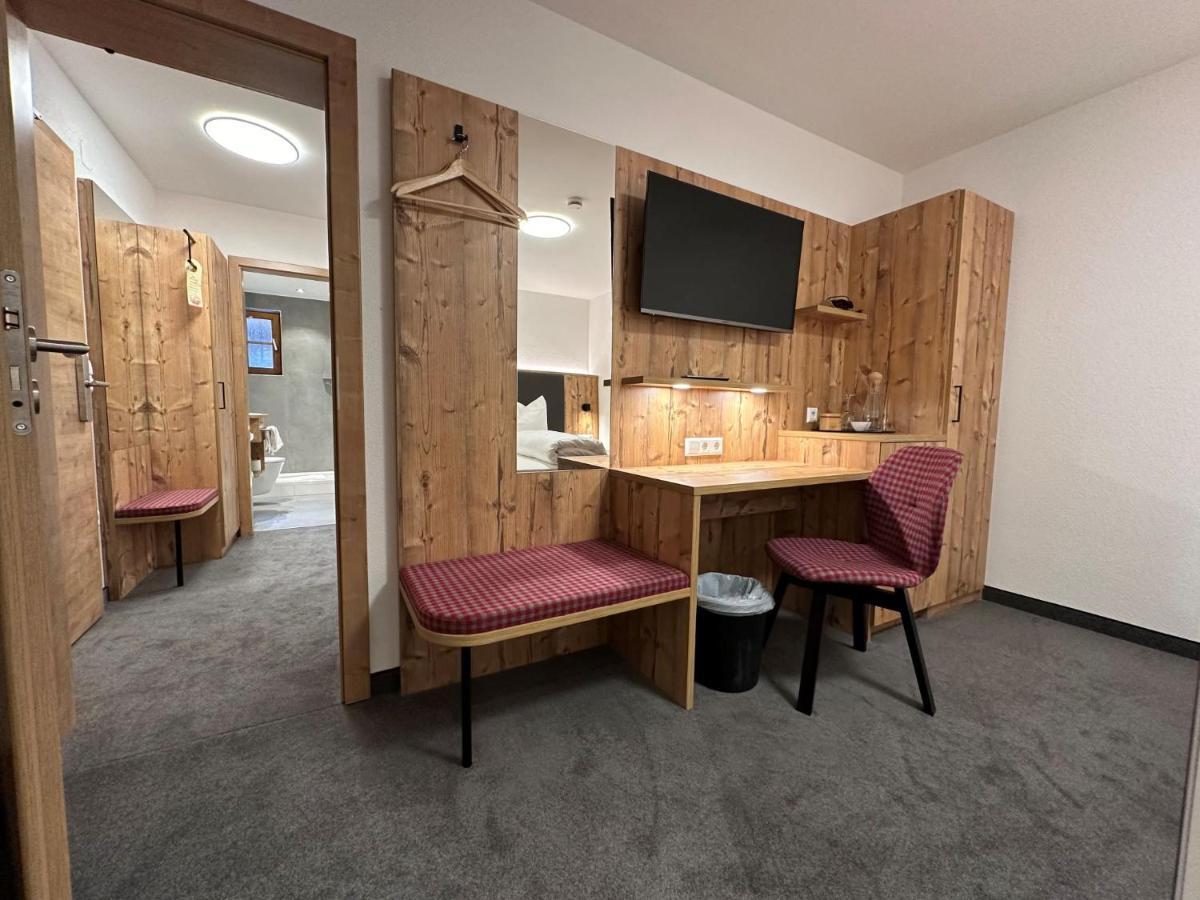 Hotel Ochsen Ammerbuch Екстериор снимка