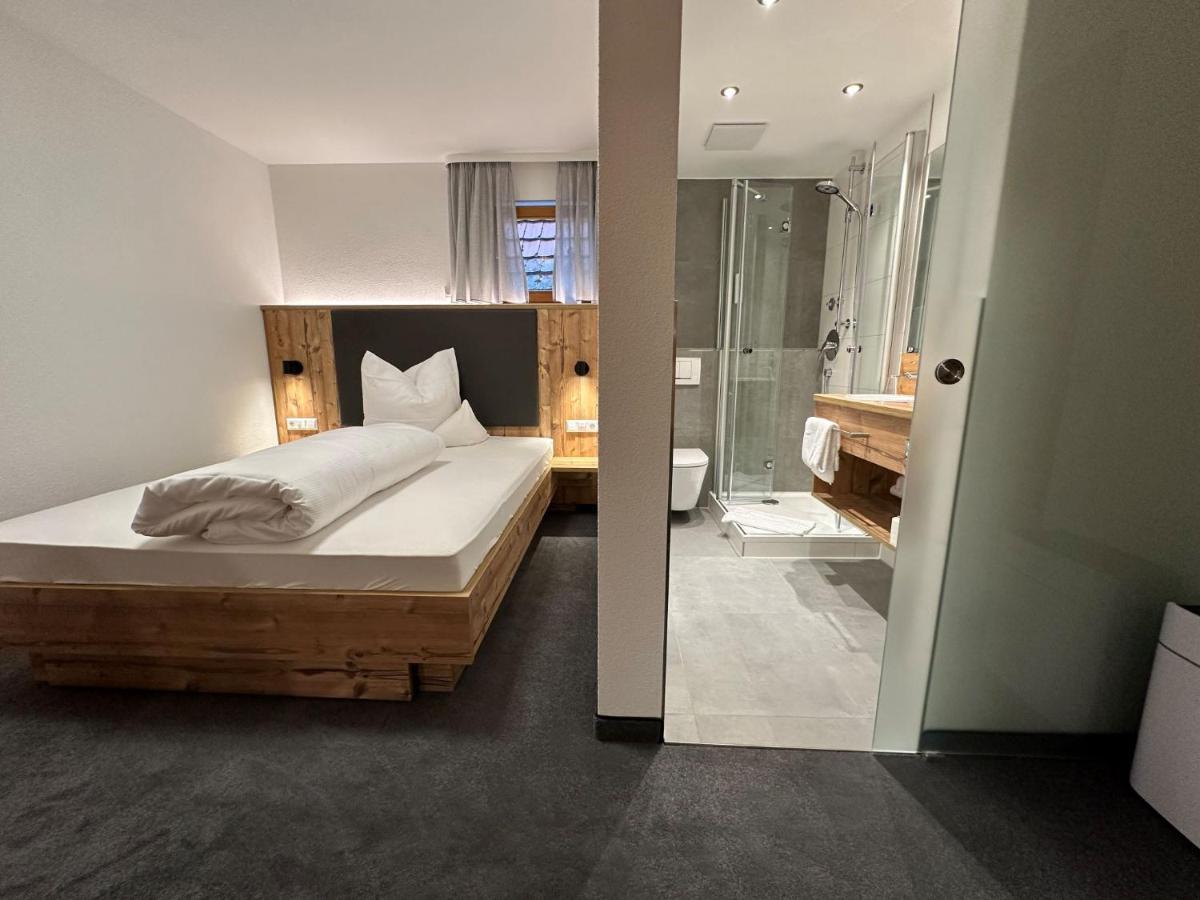 Hotel Ochsen Ammerbuch Екстериор снимка